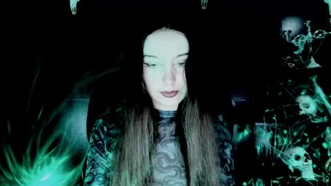 toxicdomme online show from May 20, 2026, 6:03 pm