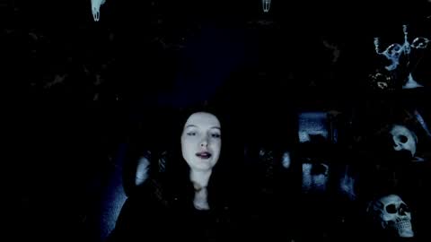 toxicdomme online show from June 1, 2026, 4:52 pm