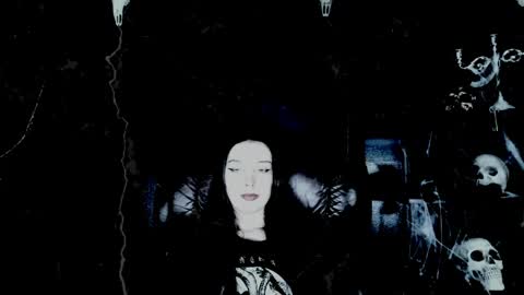toxicdomme online show from June 3, 2026, 6:13 pm