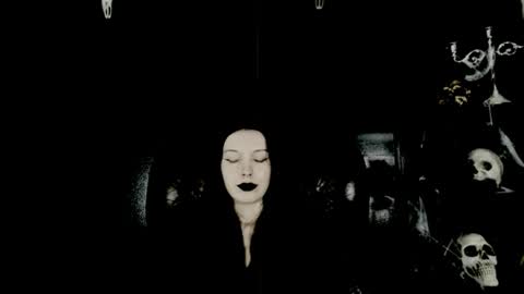 toxicdomme online show from June 22, 2026, 5:10 pm