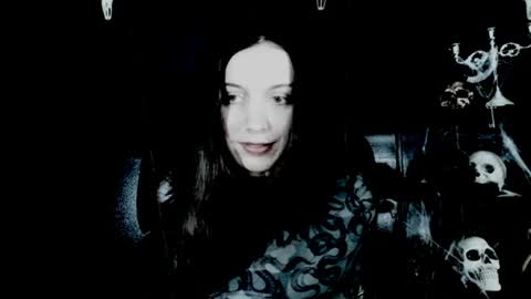 toxicdomme online show from June 25, 2026, 4:22 pm