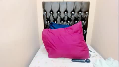 toxicfantasy4u online show from March 30, 2026, 11:44 am