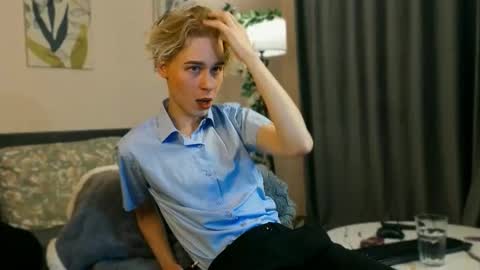 Max online show from November 23, 2025, 1:00 pm