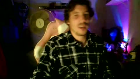 Snapshot of toyboysquirt chatting on July 2, 2026, 2:22 am toyboysquirt online show from July 2, 2026, 2:22 am