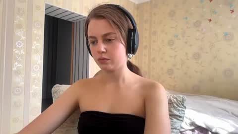 Liv 1st day online show from July 28, 2026, 2:13 pm