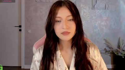 tracey_gill online show from May 22, 2026, 9:15 am