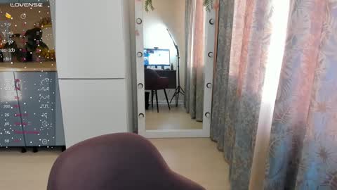 Kate online show from February 5, 2025, 11:34 am