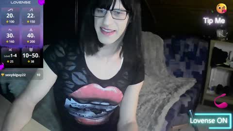 Snapshot of tranny_sarah chatting on December 13, 2024, 9:41 pm Sarah R. Lenor online show from December 13, 2024, 9:41 pm