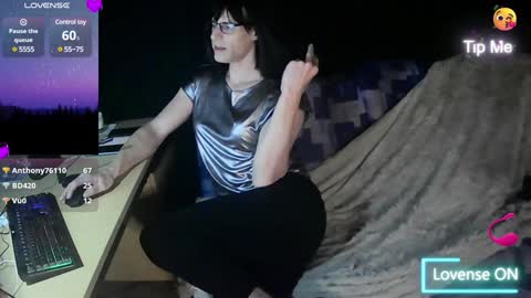 Snapshot of tranny_sarah chatting on December 16, 2024, 9:20 pm Sarah R. Lenor online show from December 16, 2024, 9:20 pm