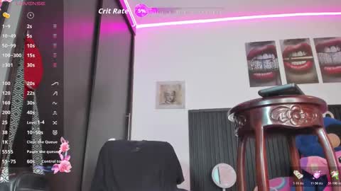 Juliana Giiraldo  online show from March 20, 2026, 10:47 pm