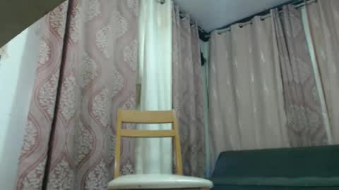 Gigi online show from October 5, 2025, 12:42 am