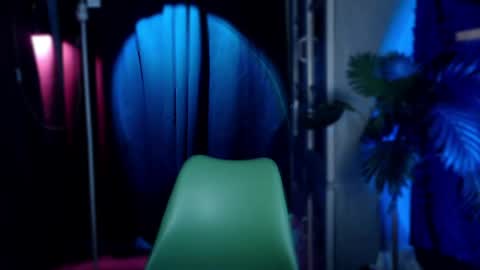 Snapshot of trans_nikka_ chatting on May 27, 2026, 2:47 pm Emerald online show from May 27, 2026, 2:47 pm