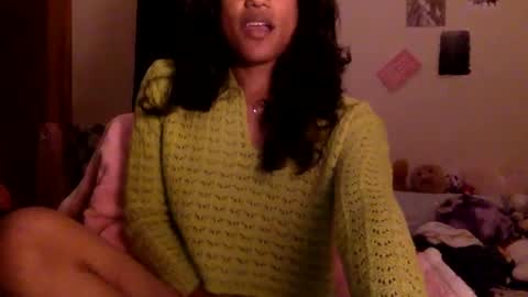 transamoure online show from November 17, 2025, 4:40 am