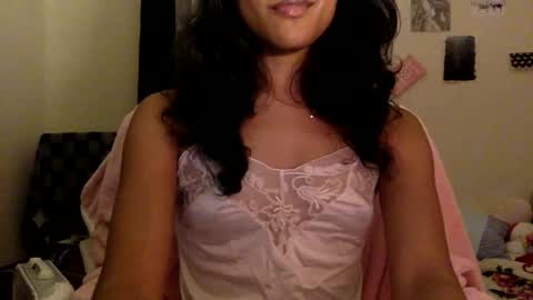 transamoure online show from November 24, 2025, 4:01 am