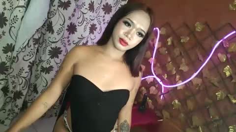 Snapshot of transandrea18 chatting on April 17, 2026, 7:44 am transandrea18 online show from April 17, 2026, 7:44 am