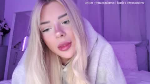 Snapshot of transaubrey chatting on October 5, 2025, 7:45 pm aubrey 3 online show from October 5, 2025, 7:45 pm