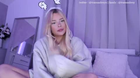 Snapshot of transaubrey chatting on October 16, 2025, 7:26 pm aubrey 3 online show from October 16, 2025, 7:26 pm