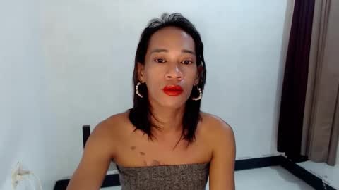 transeugene1990 online show from May 3, 2026, 3:23 am