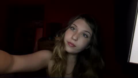 Snapshot of trapbaby22 chatting on March 7, 2025, 4:13 am Trapbaby online show from March 7, 2025, 4:13 am