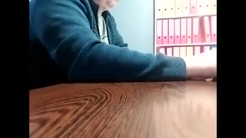 Snapshot of trapper727272 chatting on February 20, 2025, 12:36 pm Big Head Cock online show from February 20, 2025, 12:36 pm