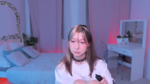 Snapshot of trapsaintgirl chatting on January 13, 2025, 1:49 pm Nyuta Hartmann online show from January 13, 2025, 1:49 pm