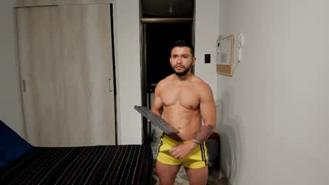 travis bakerr online show from July 18, 2026, 11:52 pm