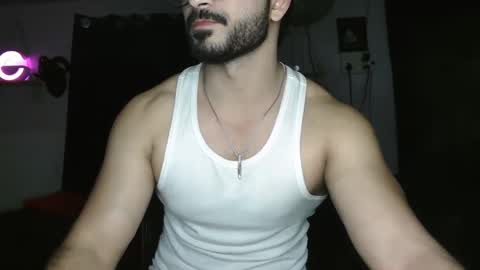 Snapshot of travisandnina chatting on February 14, 2026, 4:04 pm travisandnina online show from February 14, 2026, 4:04 pm