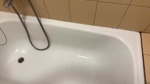 Snapshot of traxking444 chatting on January 16, 2025, 7:38 am Displayman online show from January 16, 2025, 7:38 am