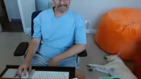 Snapshot of tray1987 chatting on July 30, 2026, 5:12 pm exhib 4 u online show from July 30, 2026, 5:12 pm