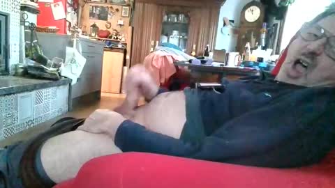 trebgeis1 online show from January 17, 2026, 1:05 pm