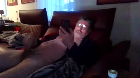 trebgeis1 online show from March 28, 2026, 5:07 am