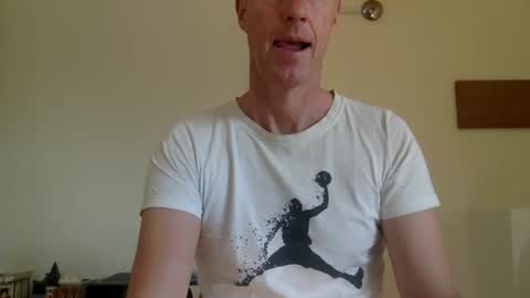 trebo00788 online show from September 14, 2025, 8:24 am