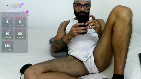 Snapshot of treborshunter chatting on June 16, 2026, 11:40 pm Hunter man online show from June 16, 2026, 11:40 pm
