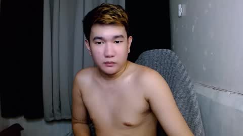Snapshot of trebz_01 chatting on May 10, 2026, 5:12 am trebz_01 online show from May 10, 2026, 5:12 am