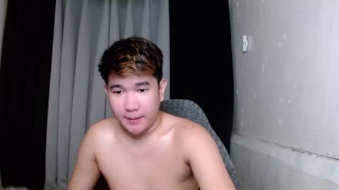 Snapshot of trebz_01 chatting on May 31, 2026, 6:42 am trebz_01 online show from May 31, 2026, 6:42 am