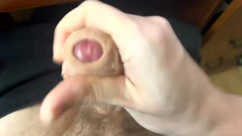 Snapshot of tree553 chatting on February 7, 2025, 8:20 pm tree553 online show from February 7, 2025, 8:20 pm