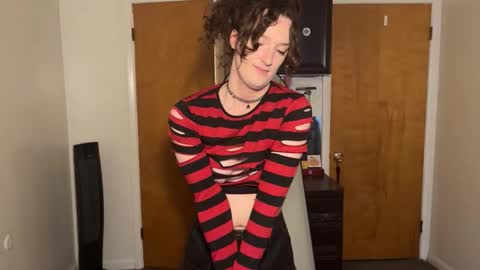 treecups online show from March 18, 2026, 8:56 pm