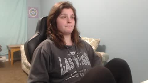 TreeJeanne online show from January 7, 2025, 8:21 pm