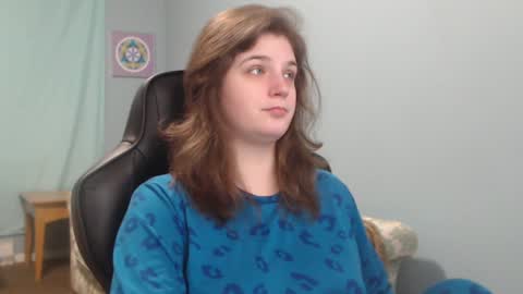 TreeJeanne online show from February 7, 2025, 2:40 am