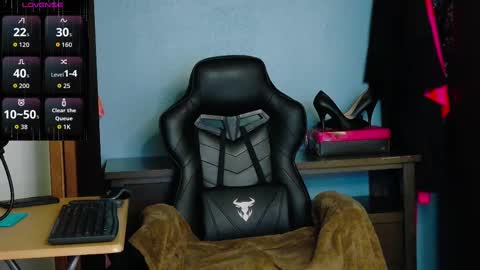 TreeJeanne online show from October 8, 2025, 12:41 am