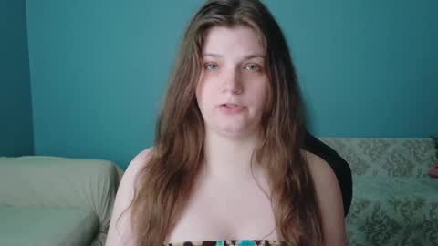 Snapshot of treejeanne chatting on May 25, 2026, 3:40 pm TreeJeanne online show from May 25, 2026, 3:40 pm