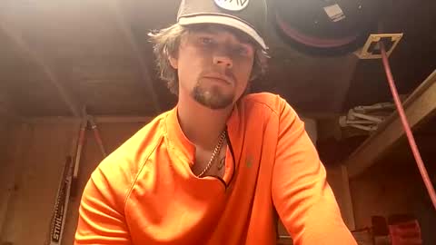 Snapshot of treeman817 chatting on April 21, 2026, 4:01 pm treeman817 online show from April 21, 2026, 4:01 pm