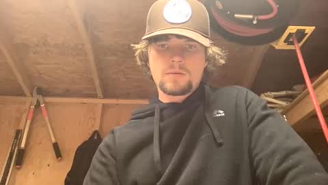 Snapshot of treeman817 chatting on April 27, 2026, 11:47 pm treeman817 online show from April 27, 2026, 11:47 pm