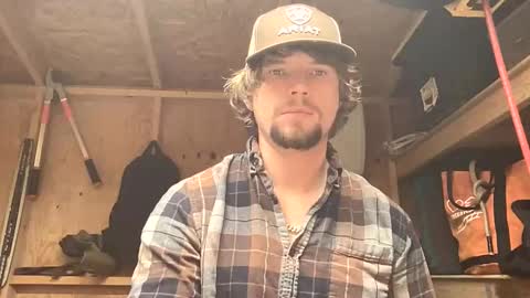 Snapshot of treeman817 chatting on May 7, 2026, 1:49 pm treeman817 online show from May 7, 2026, 1:49 pm
