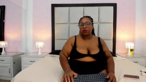 Treisy Vixen big ass online show from July 8, 2026, 2:49 am