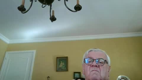 Snapshot of trekbeestje1 chatting on April 30, 2026, 7:47 am trekbeestje online show from April 30, 2026, 7:47 am