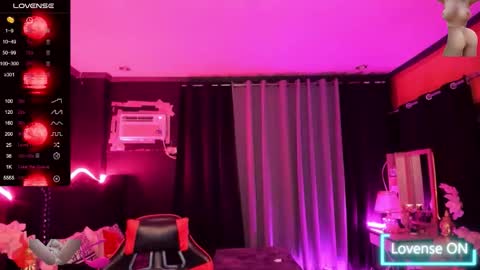 Jade online show from September 14, 2025, 12:15 pm