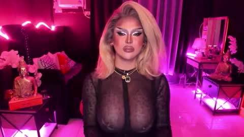 Jade online show from November 3, 2025, 1:29 am