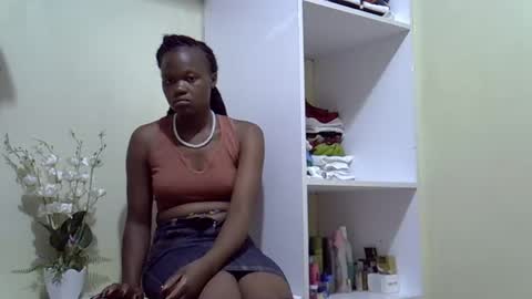 Snapshot of trendybooty chatting on October 23, 2025, 5:51 am tendybooty online show from October 23, 2025, 5:51 am