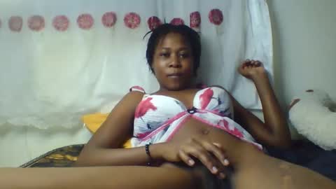 tresyamber online show from May 13, 2026, 7:06 am
